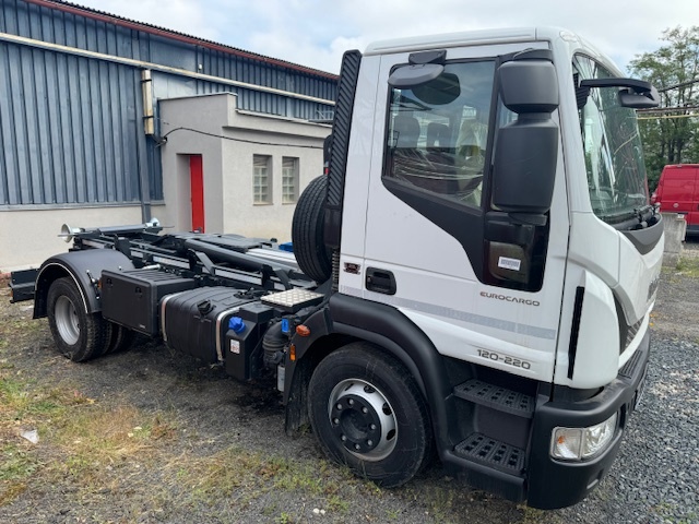 IVECO Eurocargo 120E22 nosi kontejner - akn nabdka 